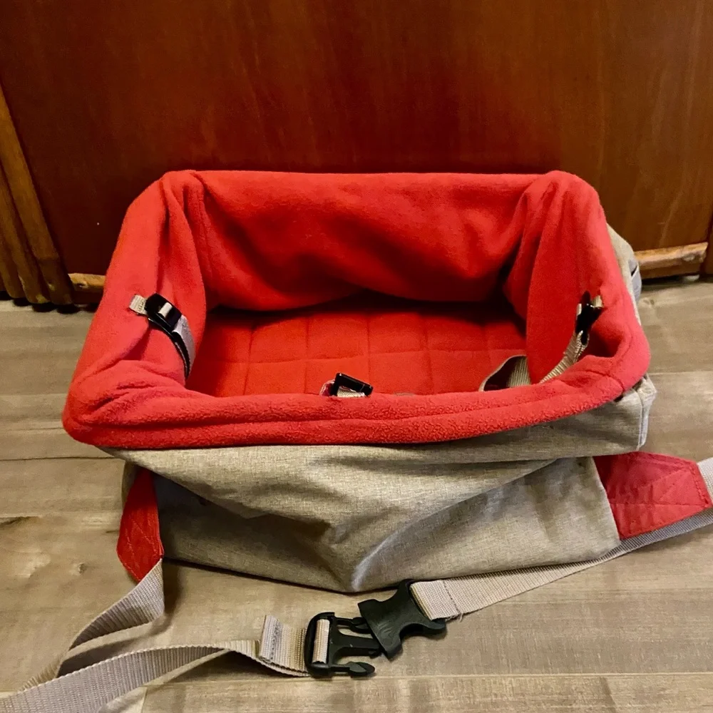 Kurgo Heather Dog Booster Seat with Red